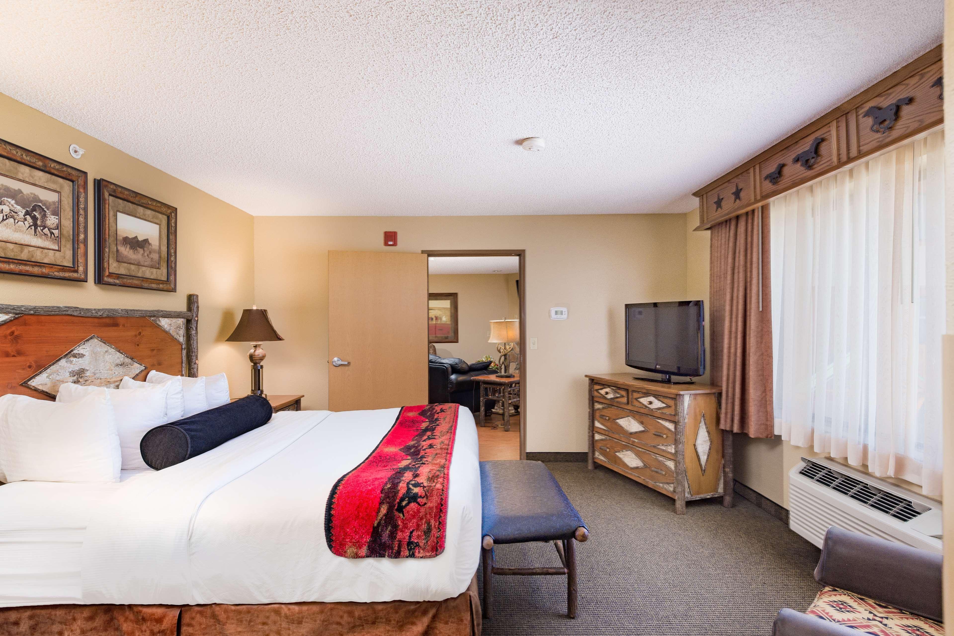 בילינגס Best Western Plus Kelly Inn & Suites מראה חיצוני תמונה